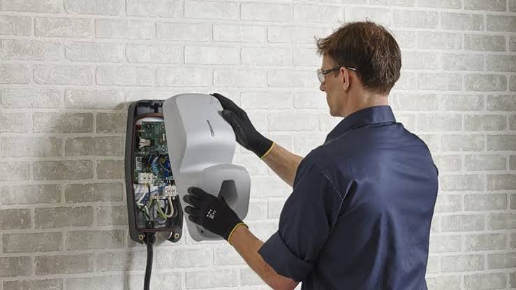 Home EV Charger Installation Cost Ontario Canada Guide